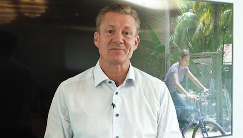(格兰富集团总裁兼ceo保罗·杜·耶森) (格兰富集团总裁兼ceo保罗·杜·耶森)