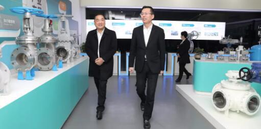 温州市科技局领导一行莅临良工阀门集团调研指导工作 温州市科技局领导一行莅临良工阀门集团调研指导工作