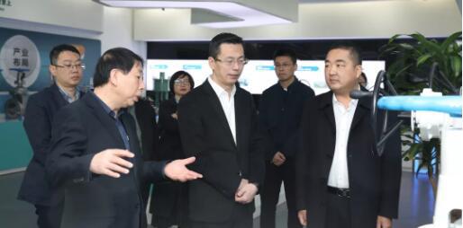 温州市科技局领导一行莅临良工阀门集团调研指导工作 温州市科技局领导一行莅临良工阀门集团调研指导工作
